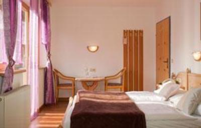 фото отеля Hotel Alpengarten