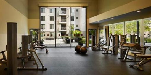 фото отеля Korman Communities Apartments Clifton (New Jersey)
