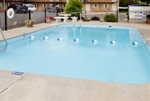 фото отеля Americas Best Value Inn Powell