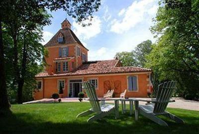 фото отеля Chateau Les Charmettes