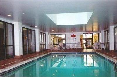 фото отеля WyteStone Suites of Potomac Mills