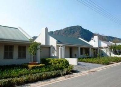 фото отеля Franschhoek Villas