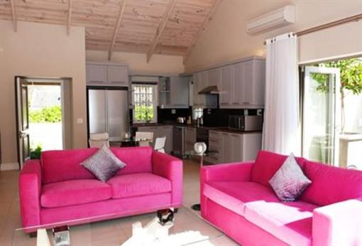 фото отеля Franschhoek Villas