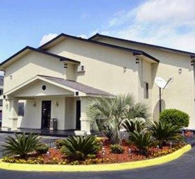 фото отеля Super 8 Motel Douglas