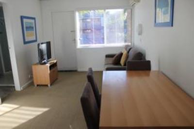 фото отеля Oceanside Hawks Nest Motel