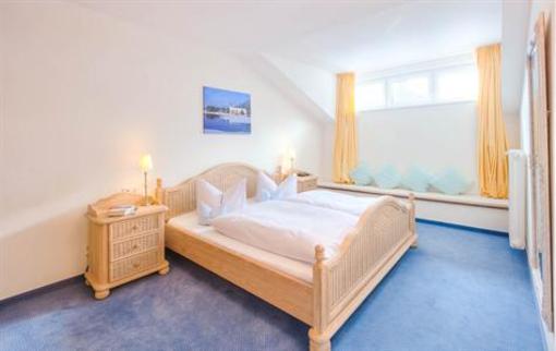 фото отеля Berlin Garni Hotel Rottach-Egern