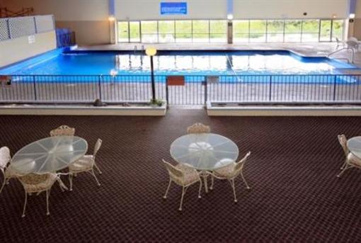 фото отеля Americas Best Value Inn Newton (Iowa)