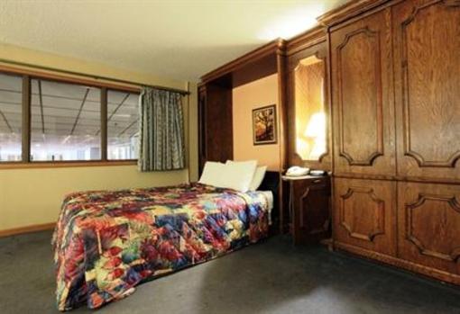 фото отеля Americas Best Value Inn Newton (Iowa)