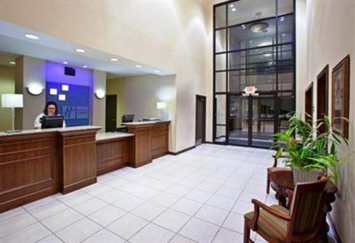 фото отеля Holiday Inn Express Hotel & Suites Franklin Cranberry