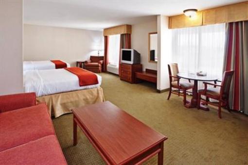фото отеля Holiday Inn Express Hotel & Suites Franklin Cranberry