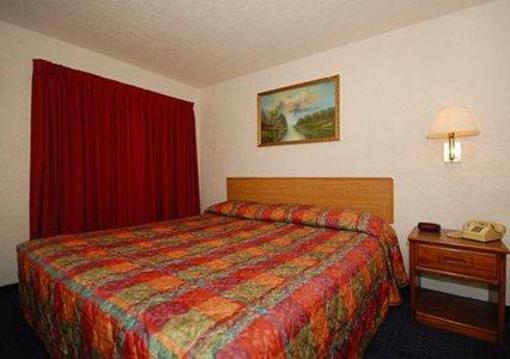 фото отеля Econo Lodge La Crosse