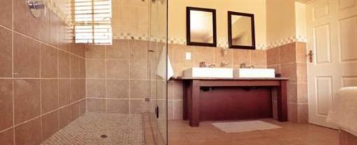 фото отеля Bryan Manor Guest House