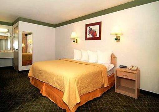 фото отеля Quality Inn & Suites Albuquerque