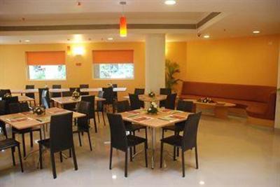 фото отеля Ginger Pondicherry Hotel