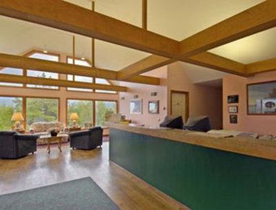 фото отеля Travelodge Lake George