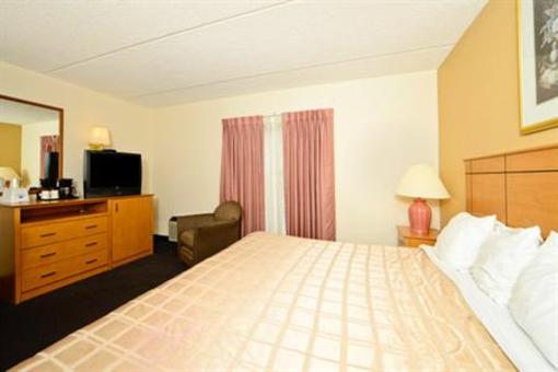 фото отеля Americas Best Value Inn & Suites Saint Cloud
