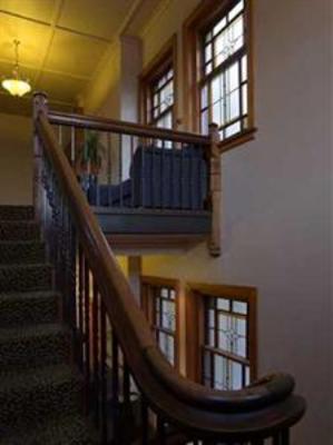 фото отеля The Cambridge Hotel