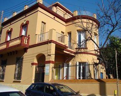 фото отеля Garden House Hostel Barcelona