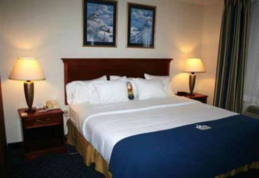 фото отеля Holiday Inn Express Portage