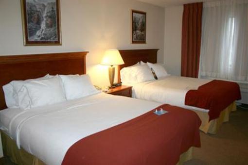 фото отеля Holiday Inn Express Portage