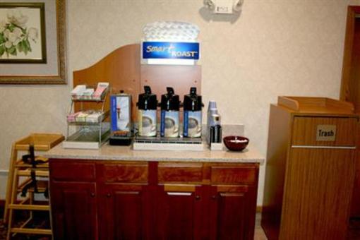 фото отеля Holiday Inn Express Portage