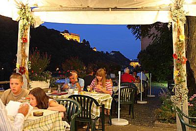 фото отеля Hotel Restaurant am Paulusbogen
