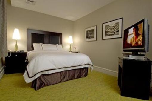 фото отеля Centennial Inn Concord (New Hampshire)