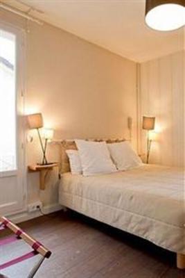фото отеля Hotel Adelie Montagny-les-Beaune