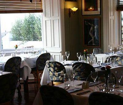 фото отеля Housel Bay Hotel & Restaurant