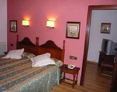 фото отеля Edelweiss Hotel Torla