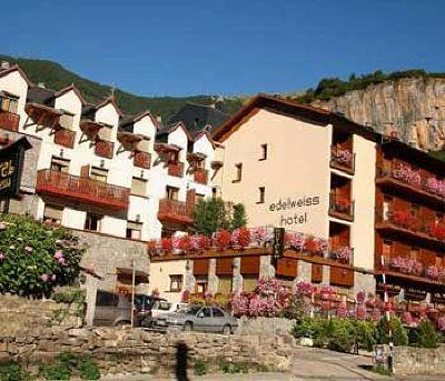 фото отеля Edelweiss Hotel Torla