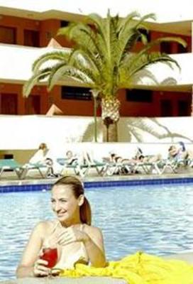 фото отеля Apartments Waikiki Calvia
