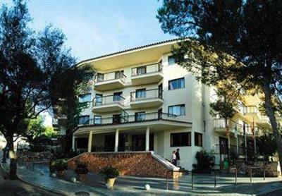 фото отеля Apartments Waikiki Calvia