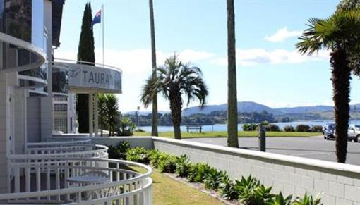 фото отеля The Tauranga Motel on the Waterfront