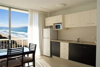 фото отеля Chateau Beachside Resort Gold Coast