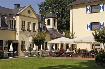 фото отеля Parkhotel Schloss Hohenfeld