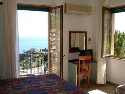фото отеля Hotel Condor Taormina
