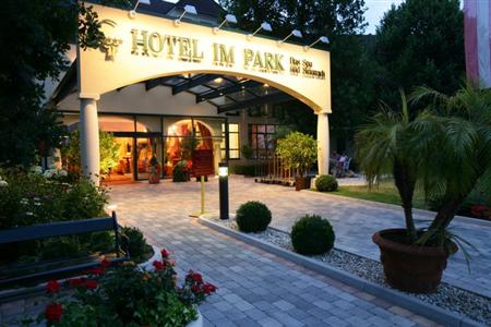 фото отеля Im Park Hotel Bad Radkersburg