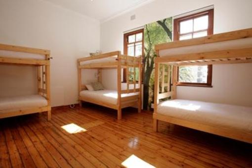 фото отеля Atlantic Point Backpackers