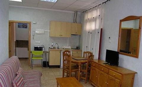 фото отеля Hostal La Milagrosa Alicante