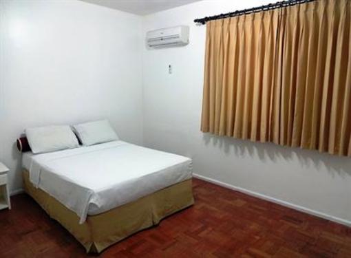 фото отеля Zoghbi All Suites Hotel