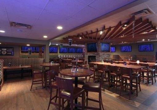 фото отеля Econo Lodge Winnipeg Manitoba