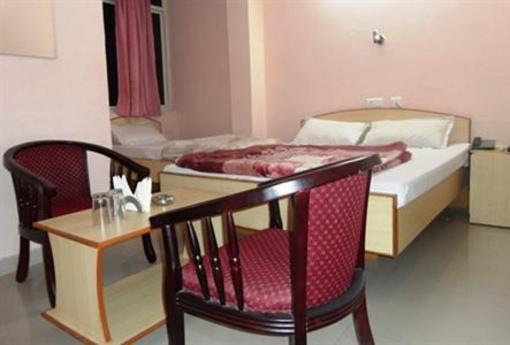 фото отеля Hotel Tarun