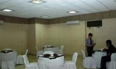 фото отеля Kanha Continental Hotel