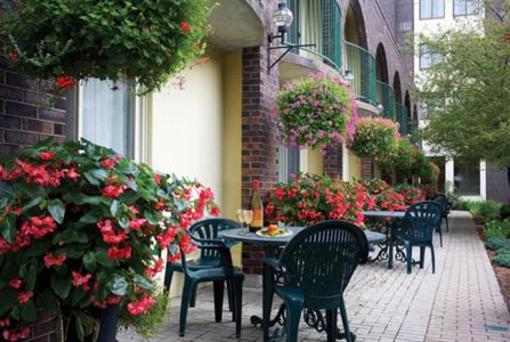 фото отеля Waterloo Inn
