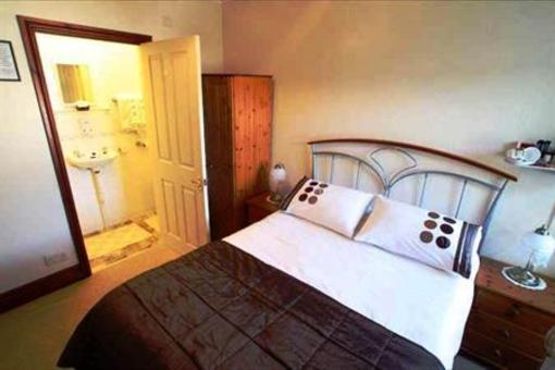 фото отеля Dunvegan Guest House