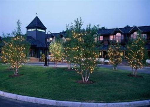 фото отеля Lake Opechee Inn and Spa Laconia (New Hampshire)