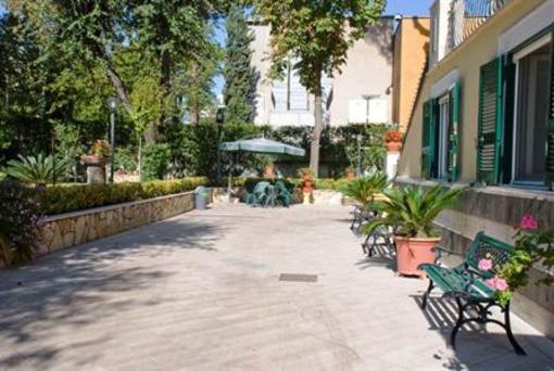 фото отеля Villa Maria Cristina Brando Rome