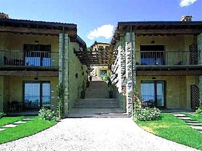 фото отеля Residence Borgo degli Ulivi