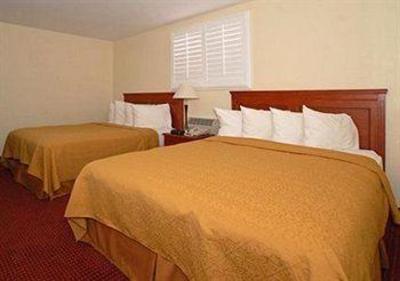 фото отеля Quality Suites Tempe